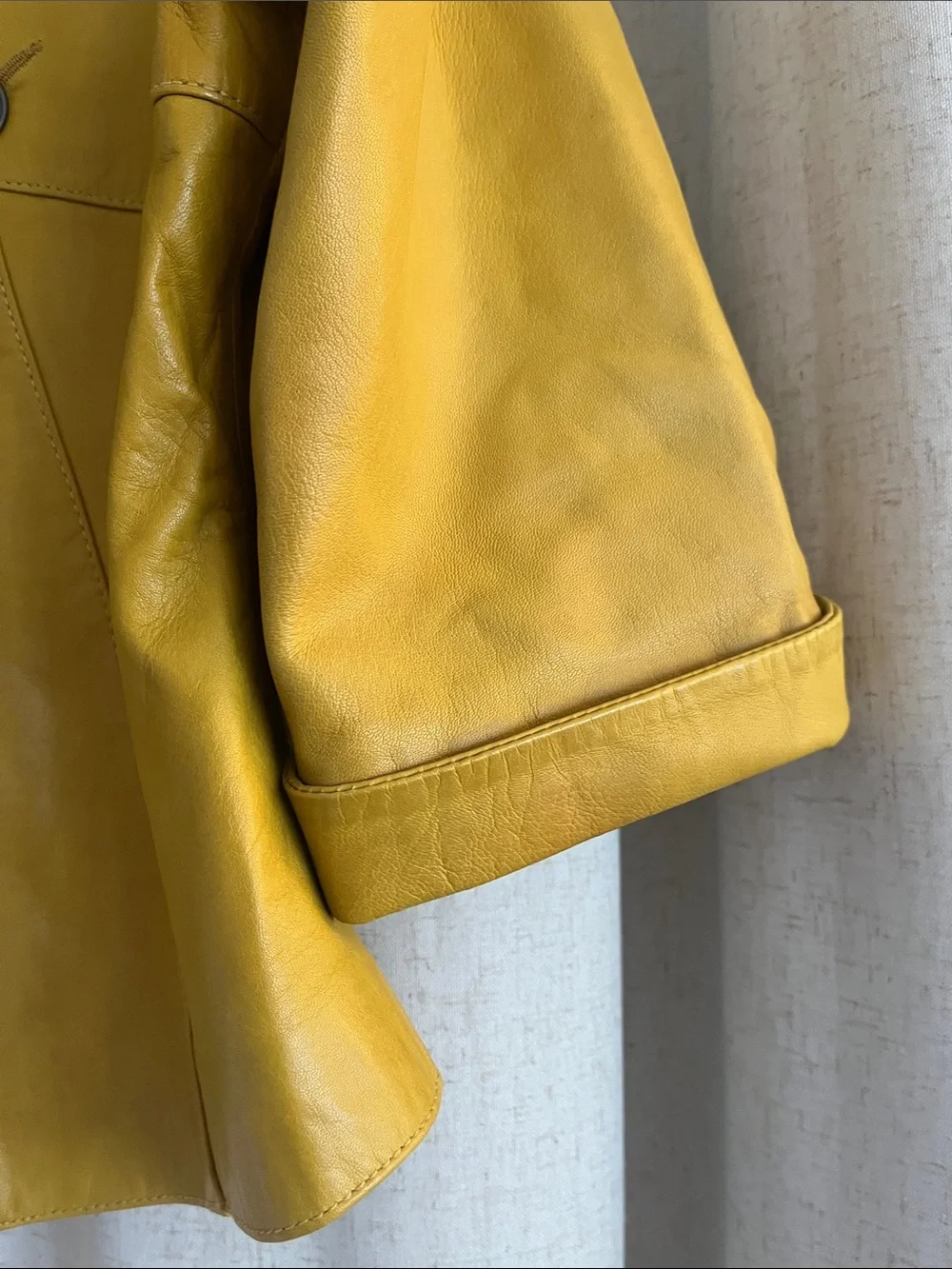 MARC A DOLCI yellow leather jacket size s
